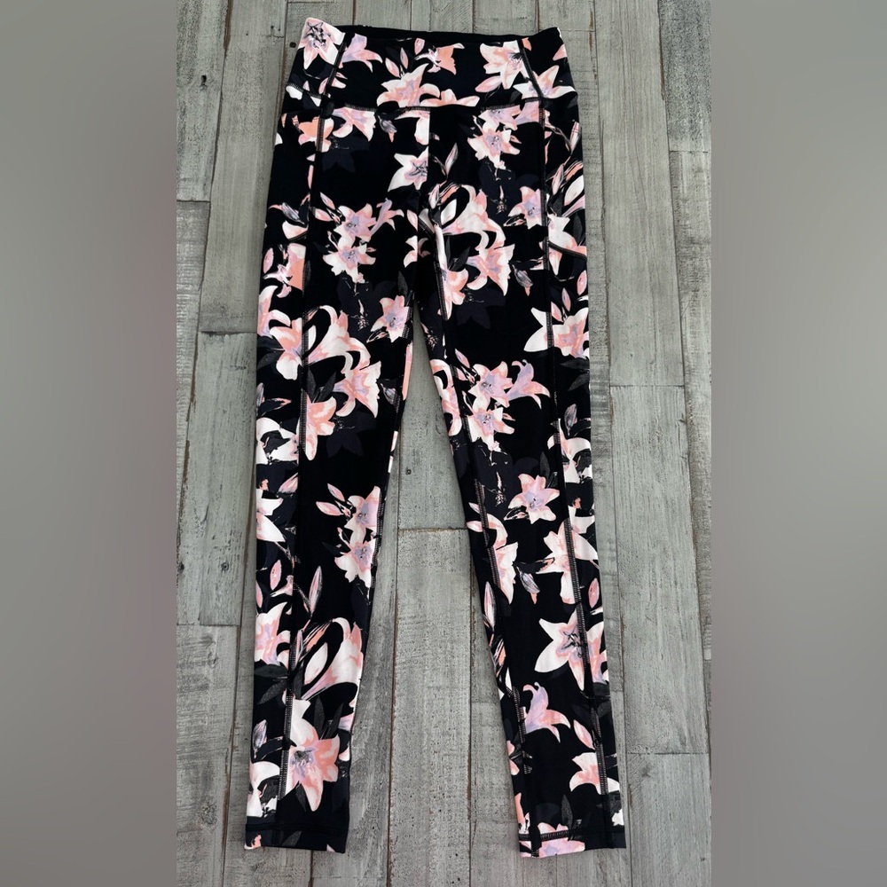 Victoria's Secret Women’s  Leggings - Black and Pink Floral